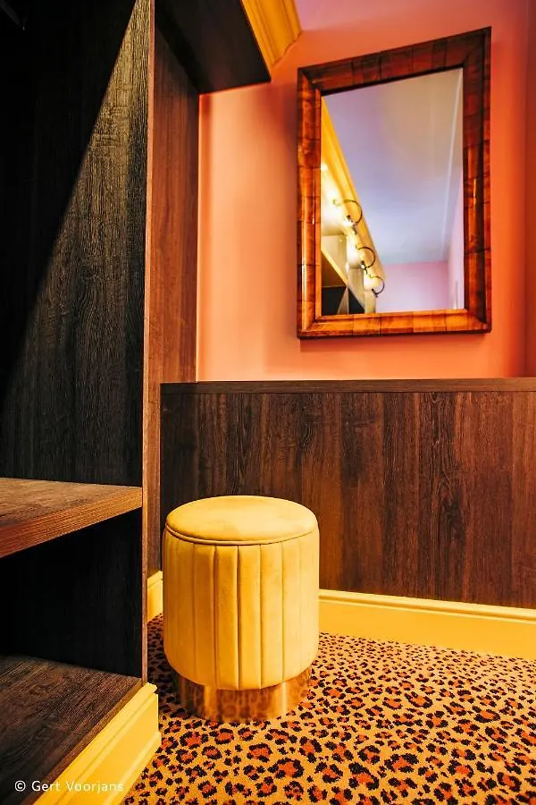 Hotel Flora Amberes Bélgica
